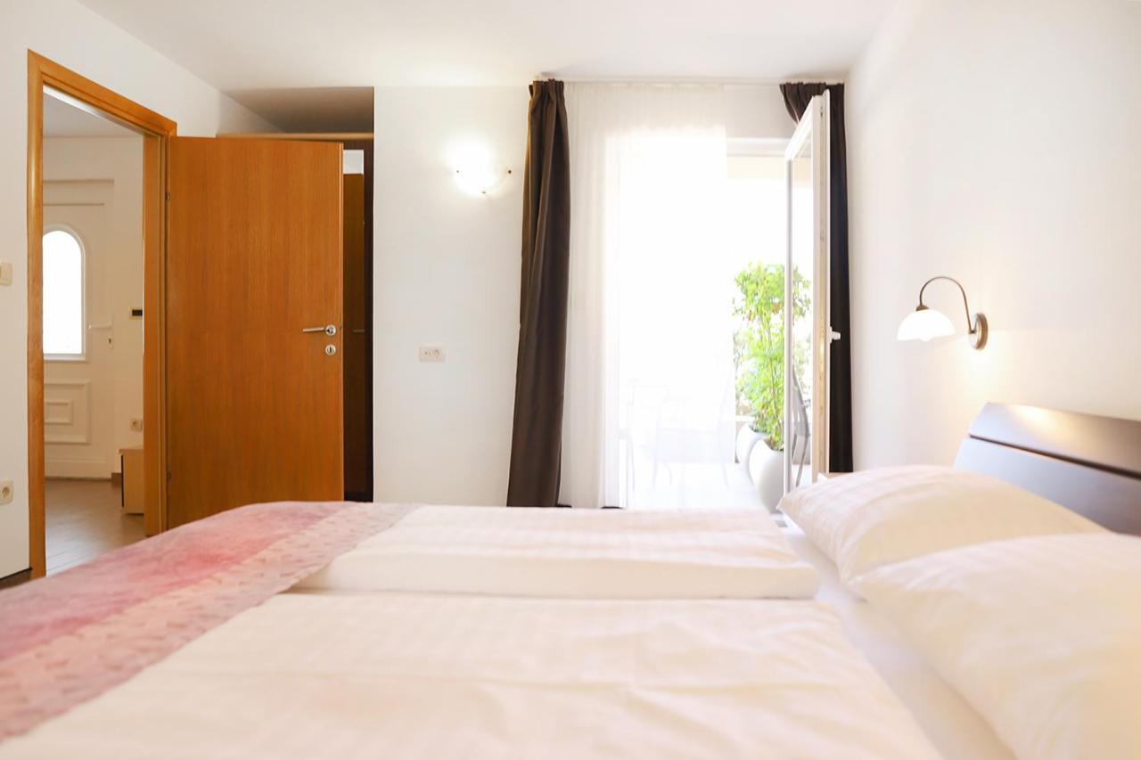Hotel Villa Margaret Malinska Εξωτερικό φωτογραφία