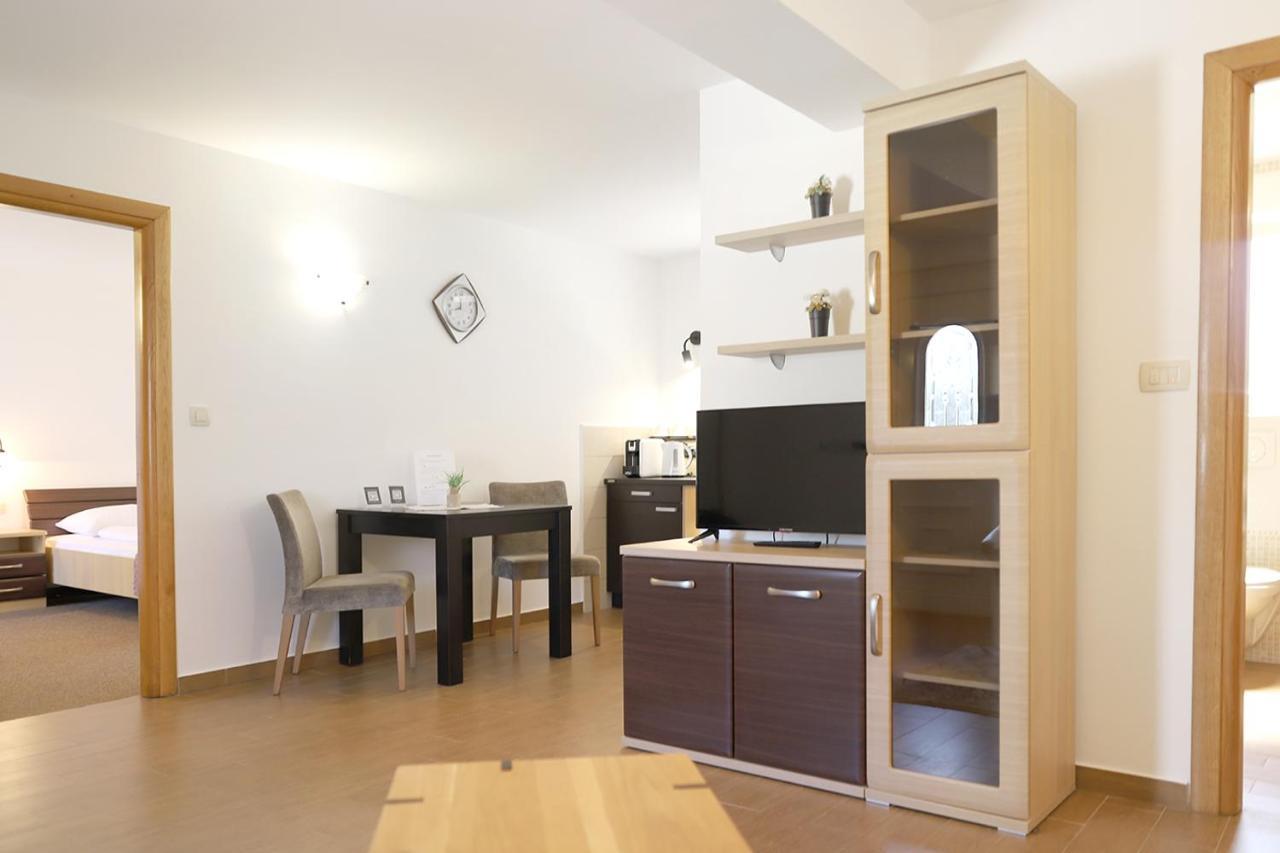 Hotel Villa Margaret Malinska Εξωτερικό φωτογραφία