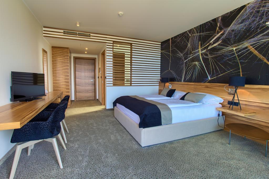 Hotel Villa Margaret Malinska Εξωτερικό φωτογραφία
