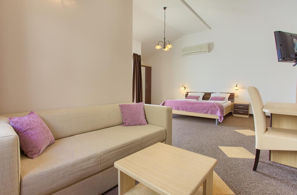 Hotel Villa Margaret Malinska Εξωτερικό φωτογραφία