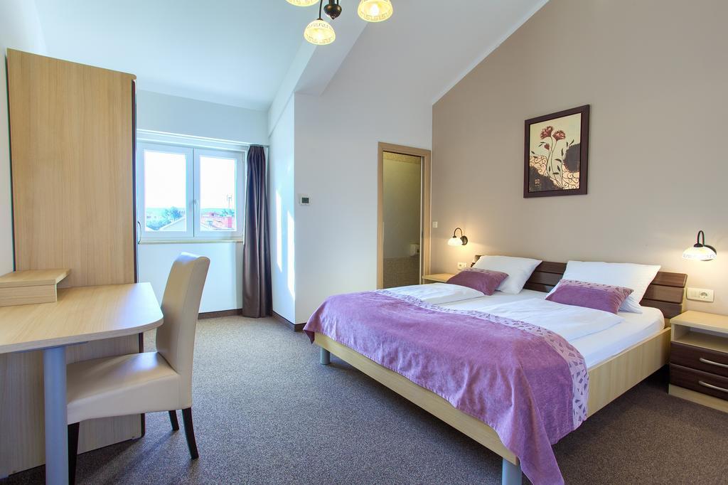 Hotel Villa Margaret Malinska Εξωτερικό φωτογραφία
